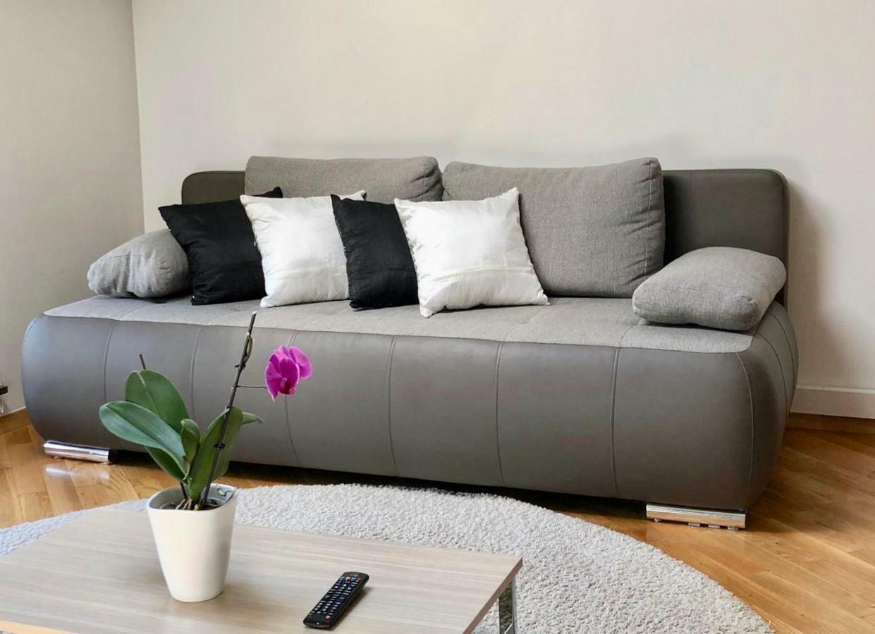 Apartments Corina Zagreb Extérieur photo