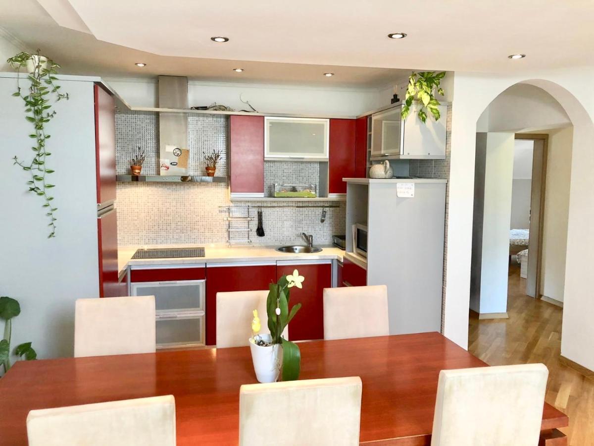 Apartments Corina Zagreb Extérieur photo